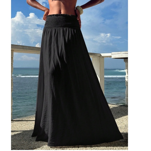 Solid High Waisted A-line Minimalist Maxi Skirt
- Picture 6 of 10